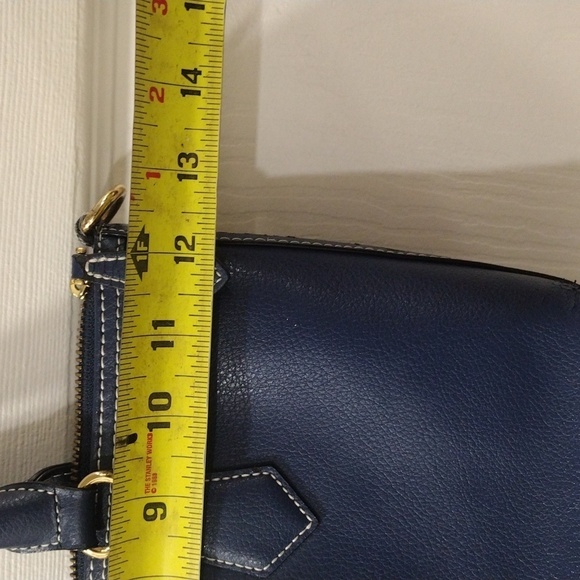 Samantha Thavasa Blue Leather Shoulder Bag - Zipper Closure - Gold Hardware - Picture 14 of 15